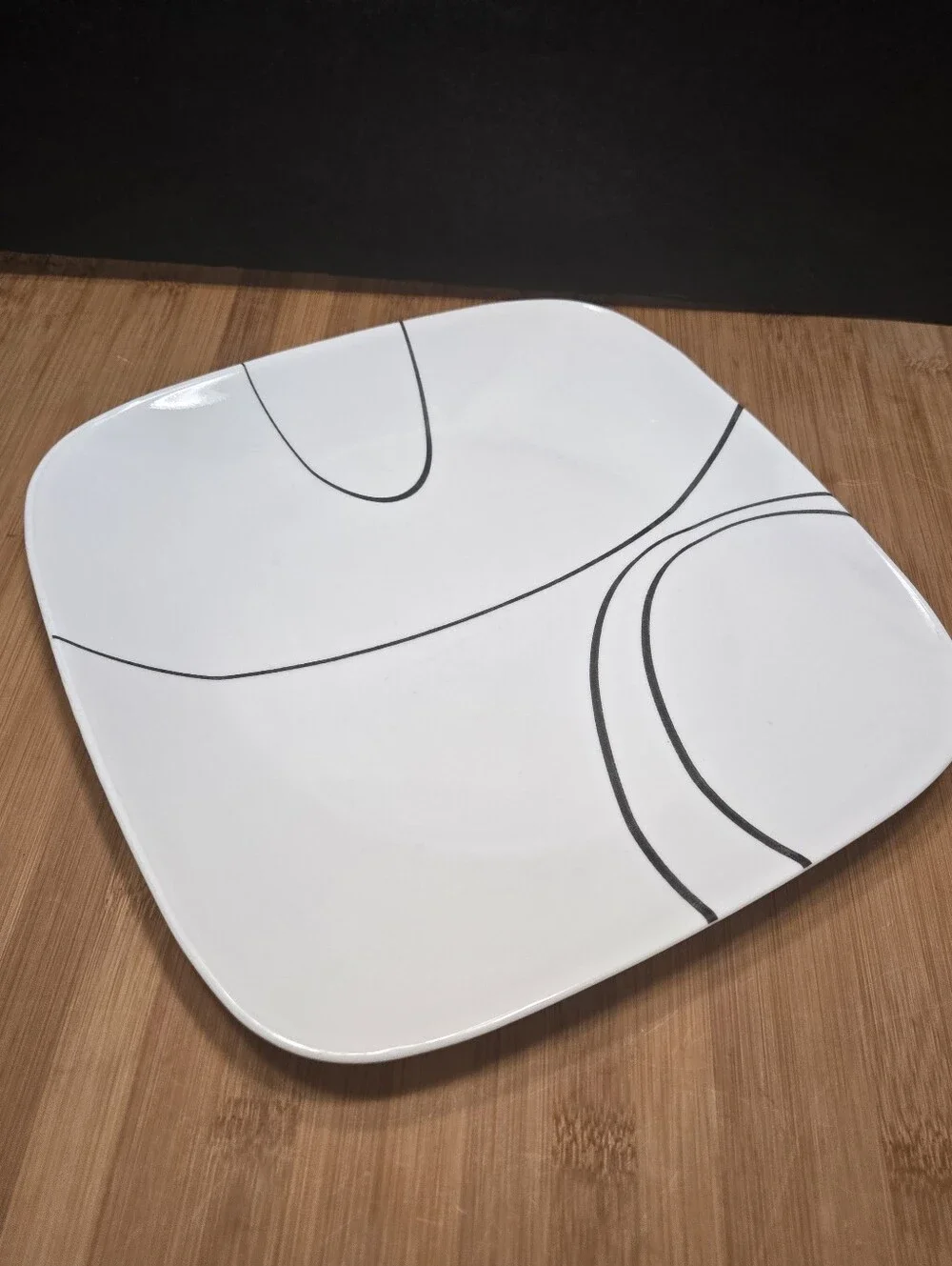 Corelle simple lines